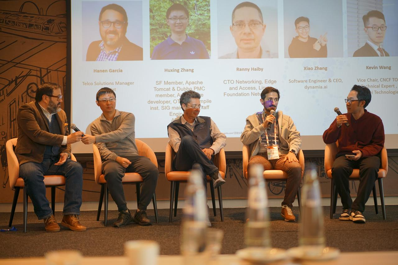 Reza 参与 AI Native Technology 圆桌讨论